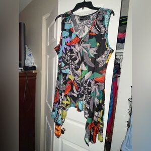 Attitudes by Renee Multicolor Sleeveless Top